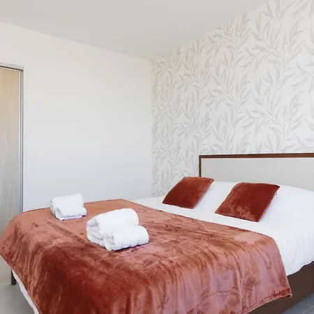 L'infini Panoramic Sea View Waterfront Apartment Antibes