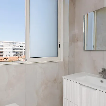 شقة L'infini Panoramic Sea View Waterfront أنتيب